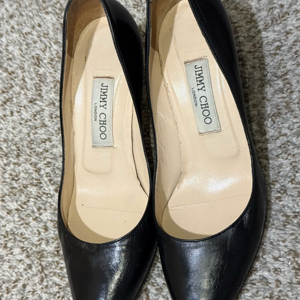 Jimmy Choo Black Leather Pointed-Toe Pumps size 38 EU 7.5 US